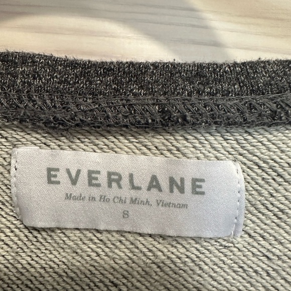Everlane Gray Short Sleeve T-Shirt - Picture 2 of 5